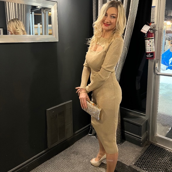 Michael Kors adorable dress - Picture 6 of 9